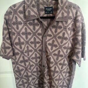 Abercrombie & Fitch Men's Purple Patterned Shirt